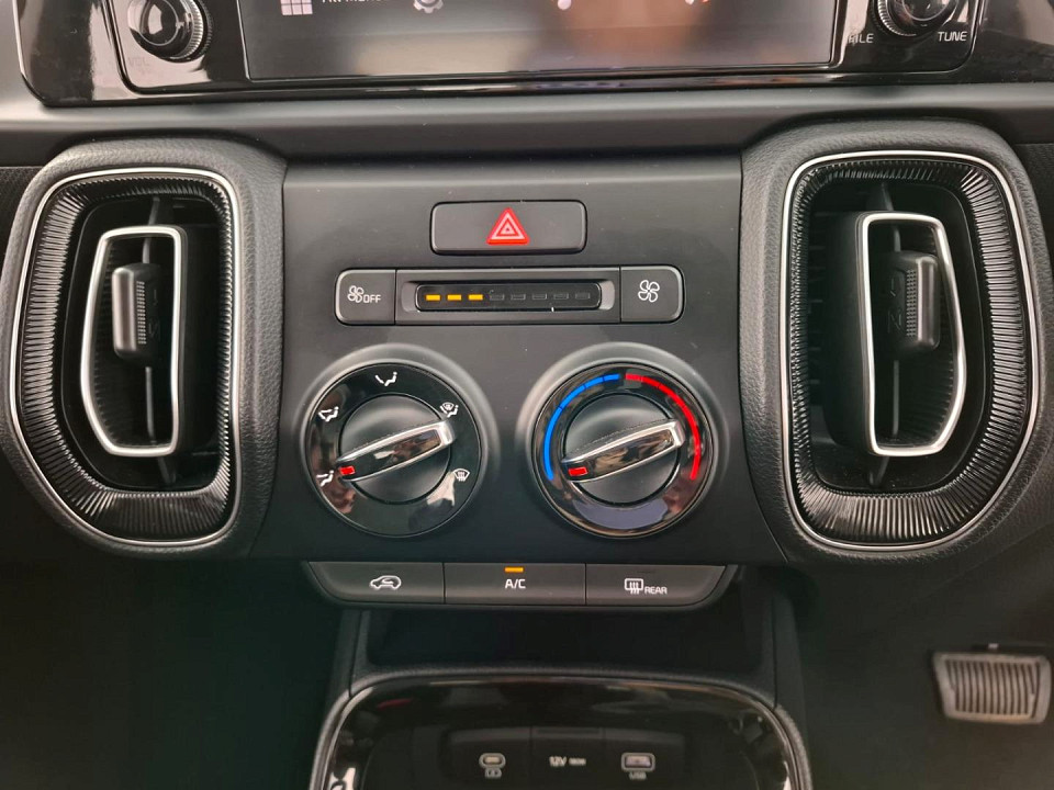 2025 KIA SONET 1.5 LX CVT