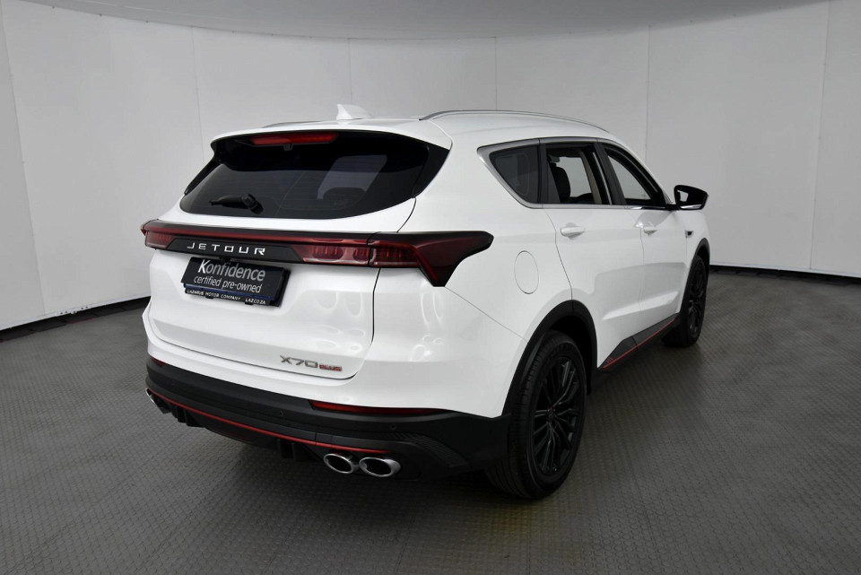 2026 JETOUR X70 PLUS 1.5T MOMENTUM