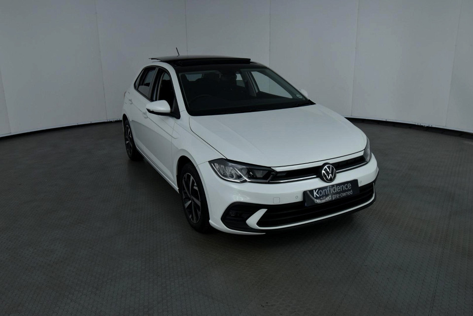 2013 VOLKSWAGEN POLO 1.4 COMFORTLINE