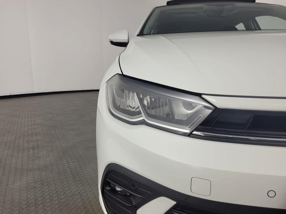 2013 VOLKSWAGEN POLO 1.4 COMFORTLINE
