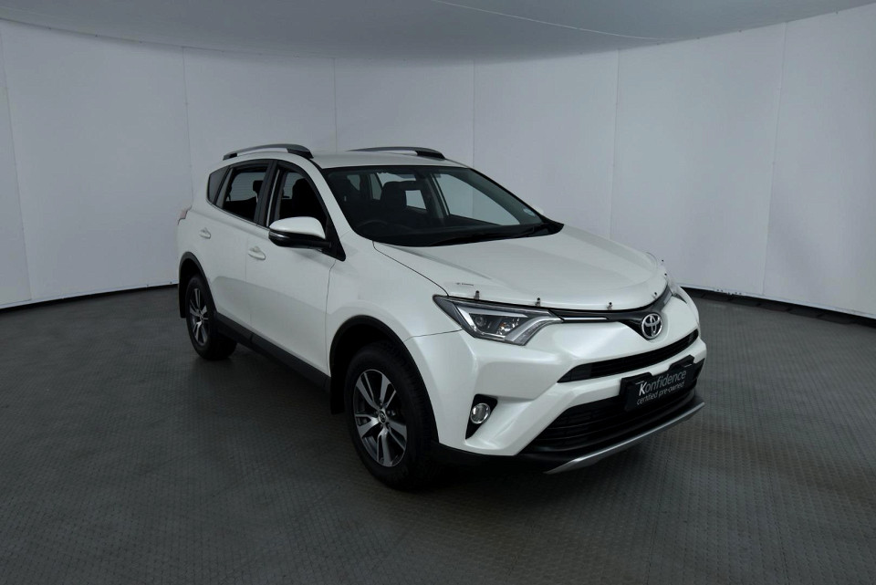 2017 TOYOTA RAV4 2.0 GX 4X2