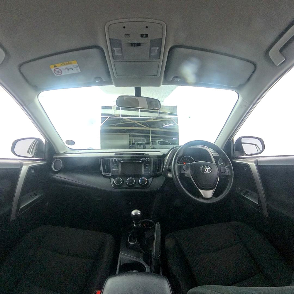 2017 TOYOTA RAV4 2.0 GX 4X2