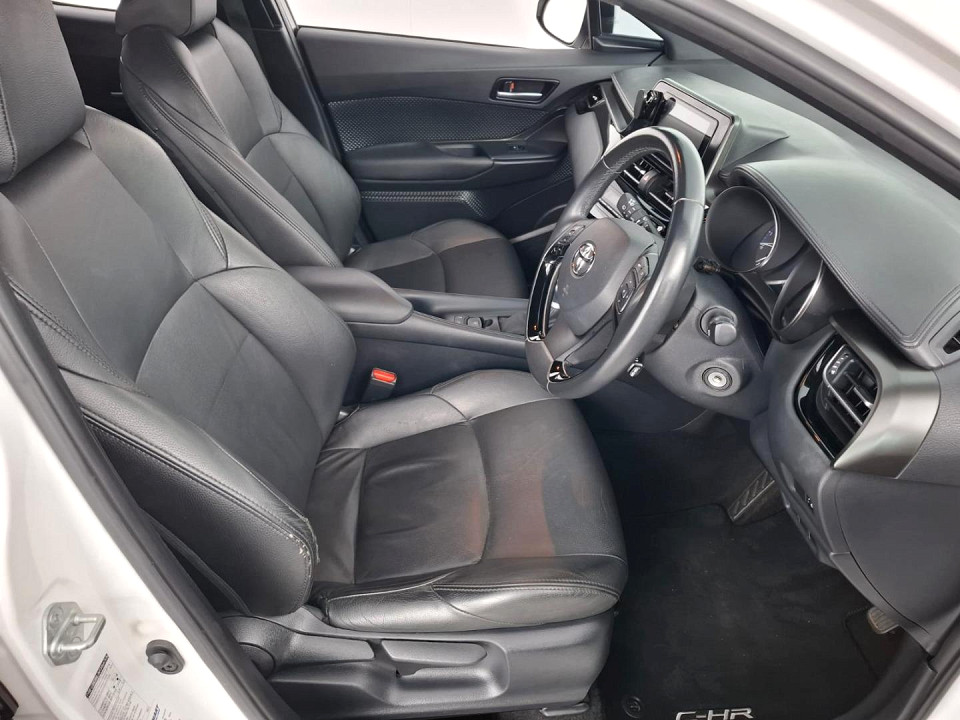 2019 TOYOTA C-HR 1.2T PLUS CVT