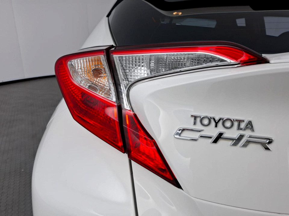 2019 TOYOTA C-HR 1.2T PLUS CVT