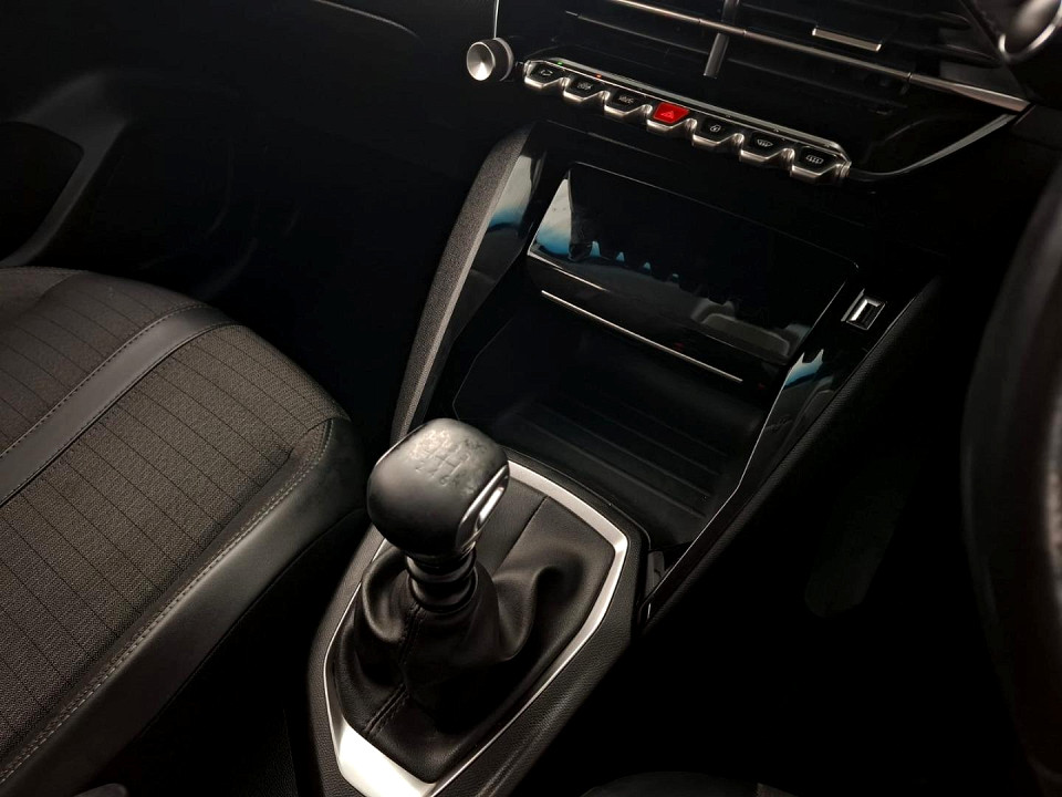 2021 PEUGEOT 208 1.2 PURETECH ALLURE