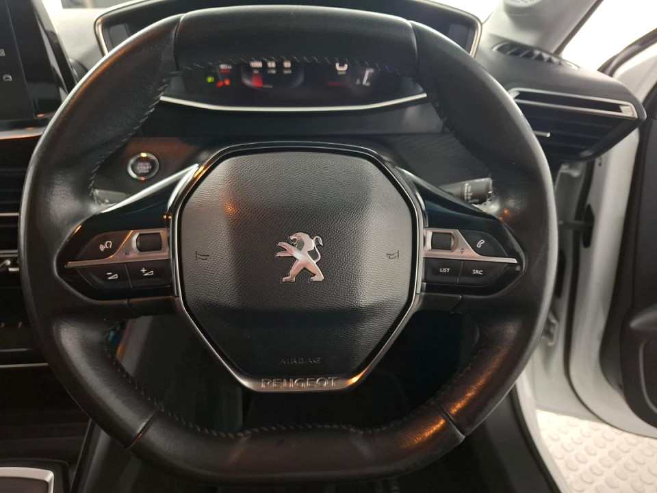 2021 PEUGEOT 208 1.2 PURETECH ALLURE