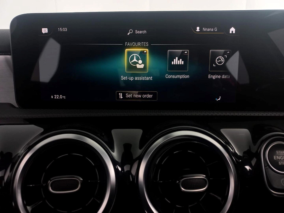 2022 MERCEDES-BENZ A-CLASS HATCH 200 PROGRESSIVE