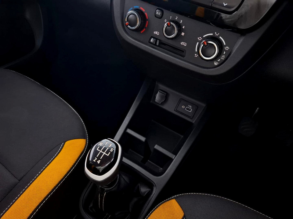 2023 RENAULT KWID 1.0 CLIMBER