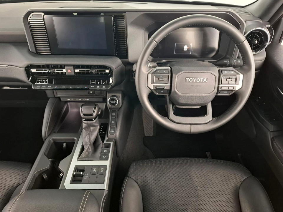 2025 TOYOTA LAND CRUISER PRADO 2.8 GD TX