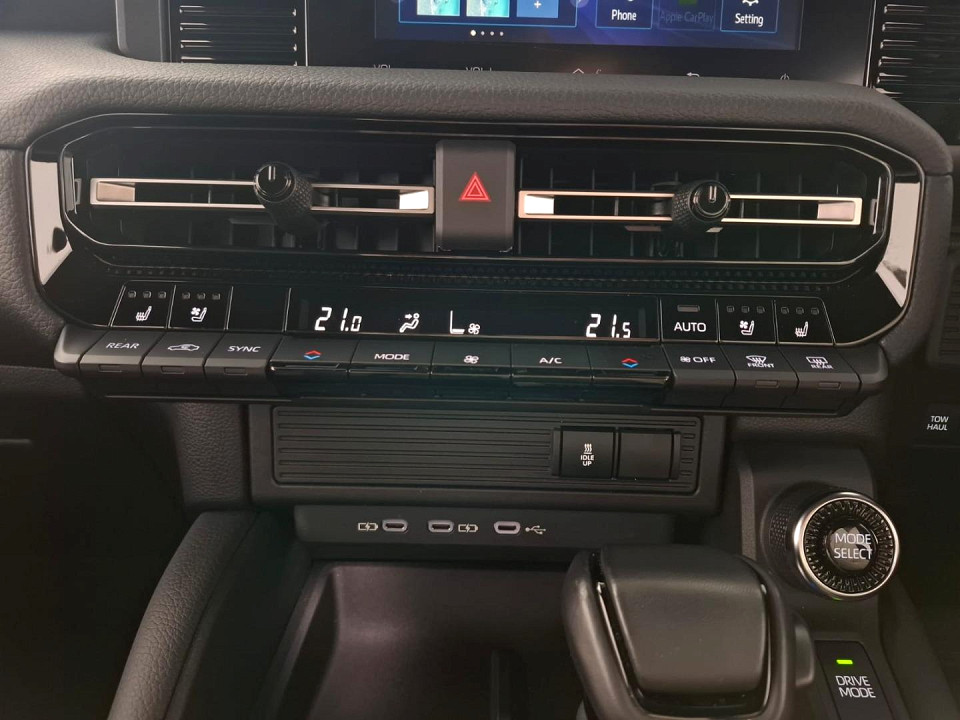 2025 TOYOTA LAND CRUISER PRADO 2.8 GD TX