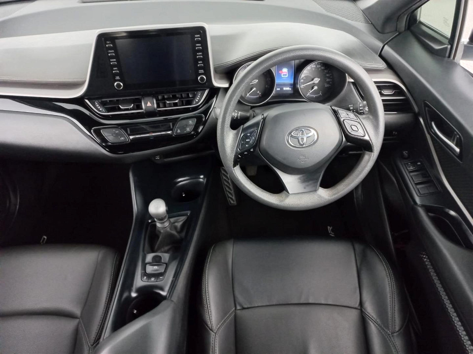 2021 TOYOTA C-HR 1.2T