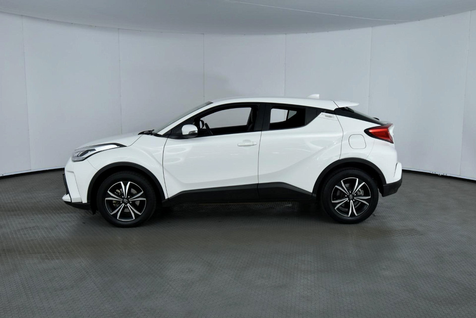 2021 TOYOTA C-HR 1.2T
