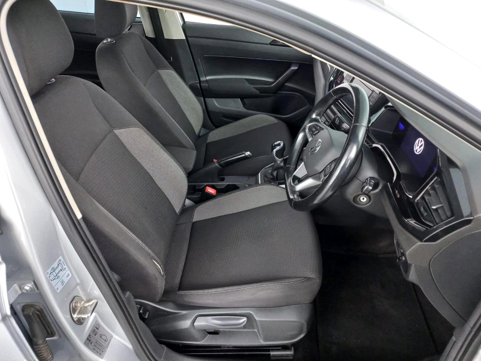 2022 VOLKSWAGEN POLO HATCH 1.0 TSI LIFE