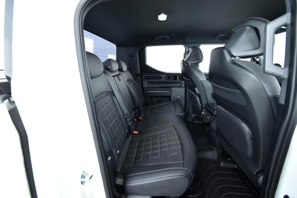 2026 KIA TASMAN 2.2 X-PRO D CAB 4X4 AT