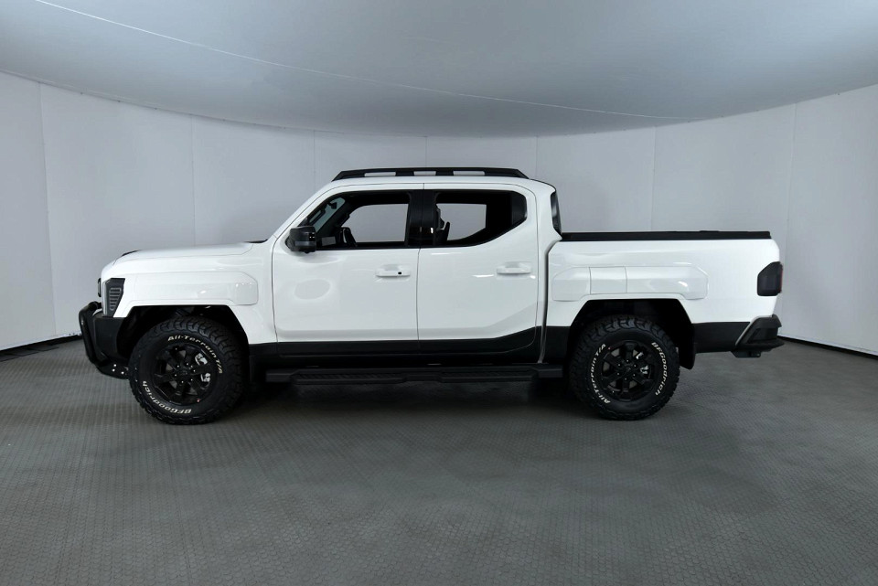 2026 KIA TASMAN 2.2 X-PRO D CAB 4X4 AT