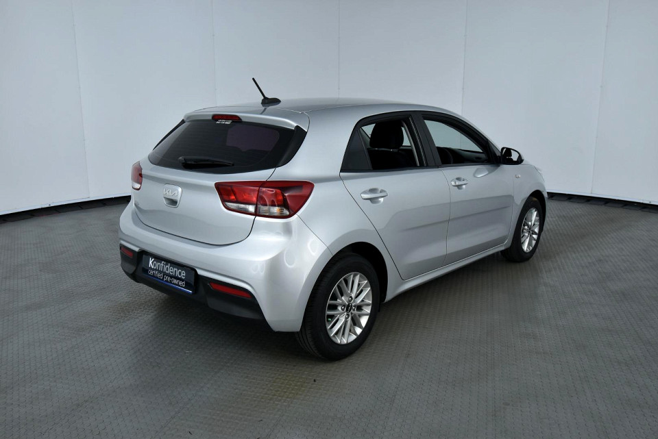 2022 KIA RIO 1.4 LS