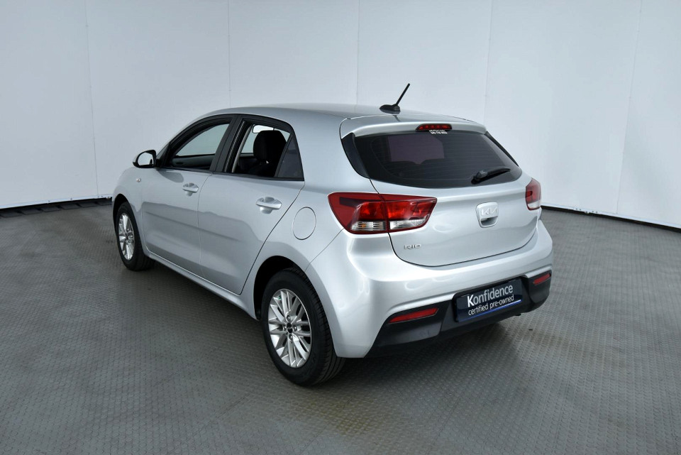 2022 KIA RIO 1.4 LS