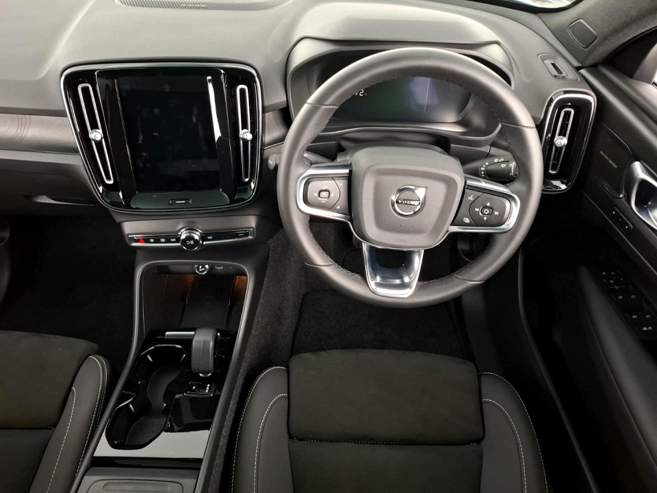 2023 VOLVO C40 RECHARGE TWIN MOTOR