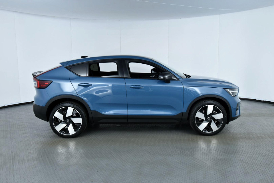 2023 VOLVO C40 RECHARGE TWIN MOTOR