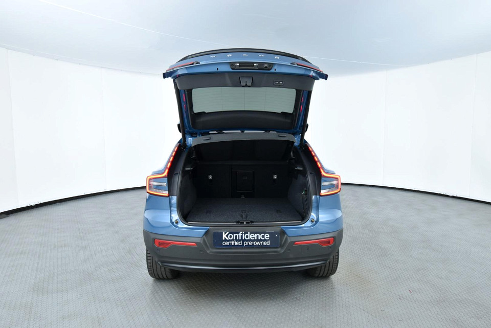 2023 VOLVO C40 RECHARGE TWIN MOTOR