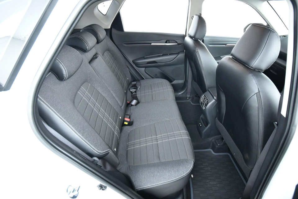 2025 KIA SONET 1.5 LX CVT