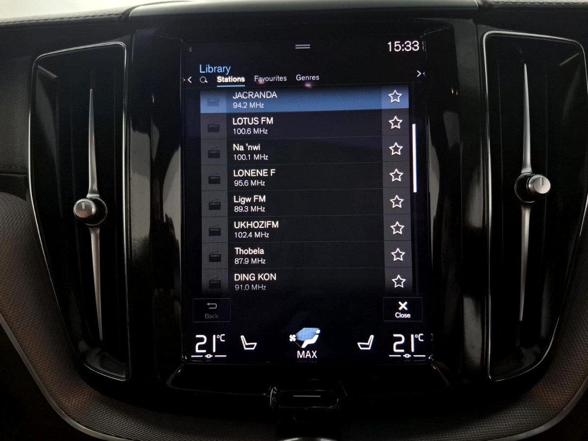 2022 VOLVO XC60 D5 R-DESIGN AWD GEARTRONIC