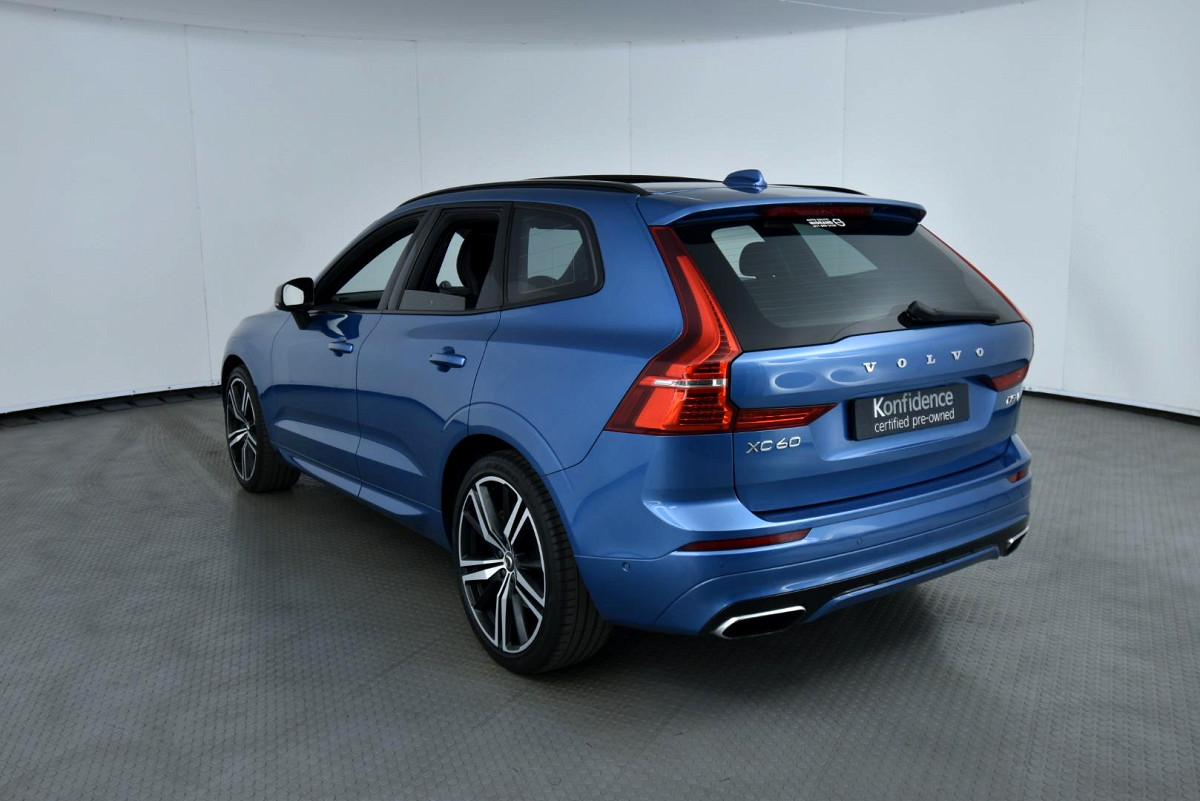 2022 VOLVO XC60 D5 R-DESIGN AWD GEARTRONIC