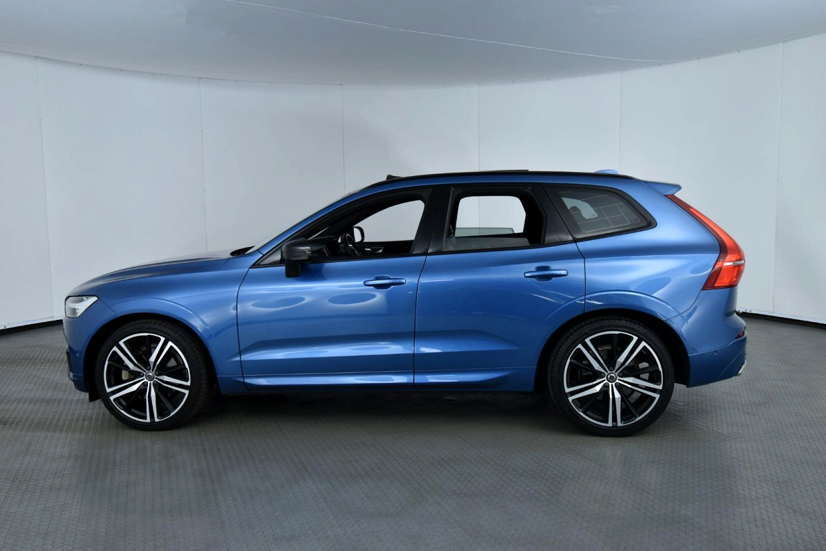 2022 VOLVO XC60 D5 R-DESIGN AWD GEARTRONIC