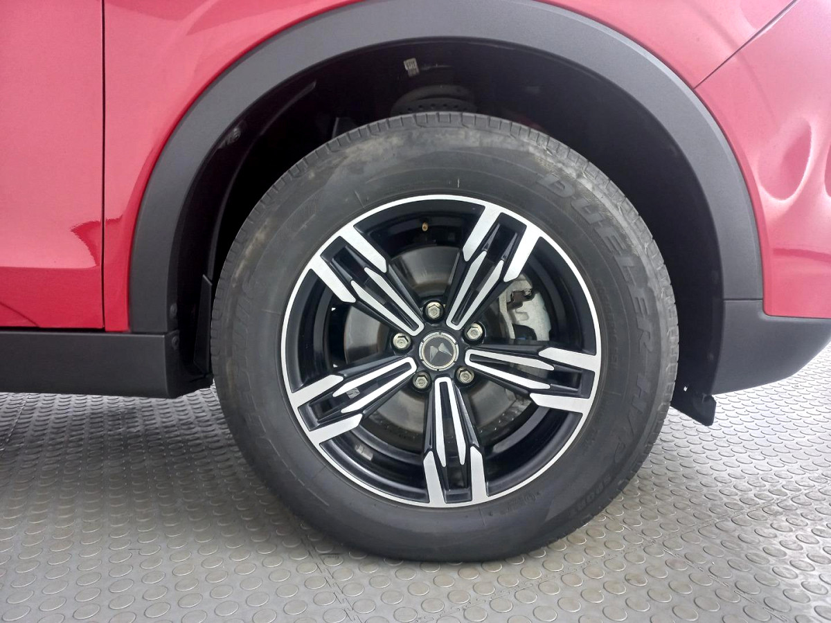 2023 MAHINDRA XUV300 W4
