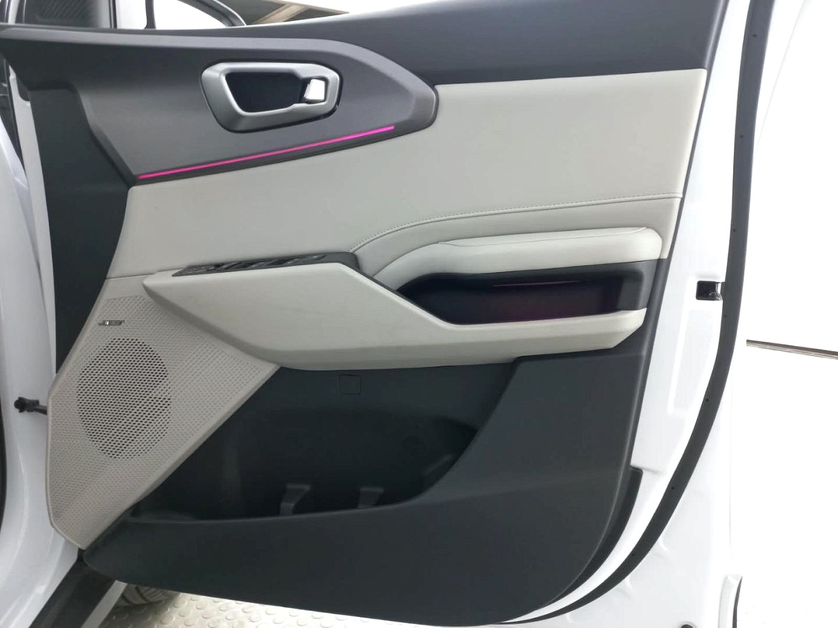 2026 KIA CARENS 1.5 D SX AT