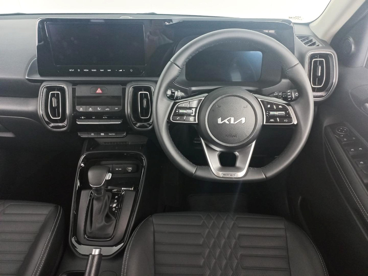 2026 KIA SONET 1.5 SX CVT