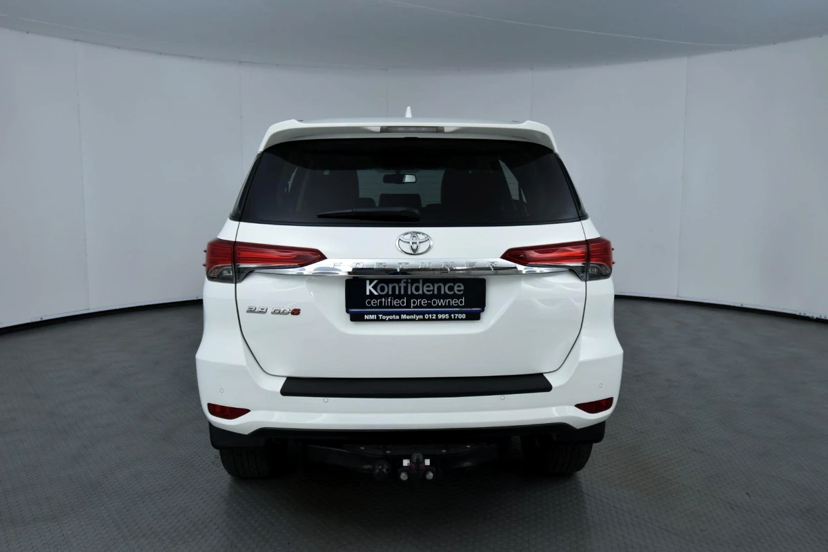 2023 TOYOTA FORTUNER 2.8 GD-6 RAISED BODY AT