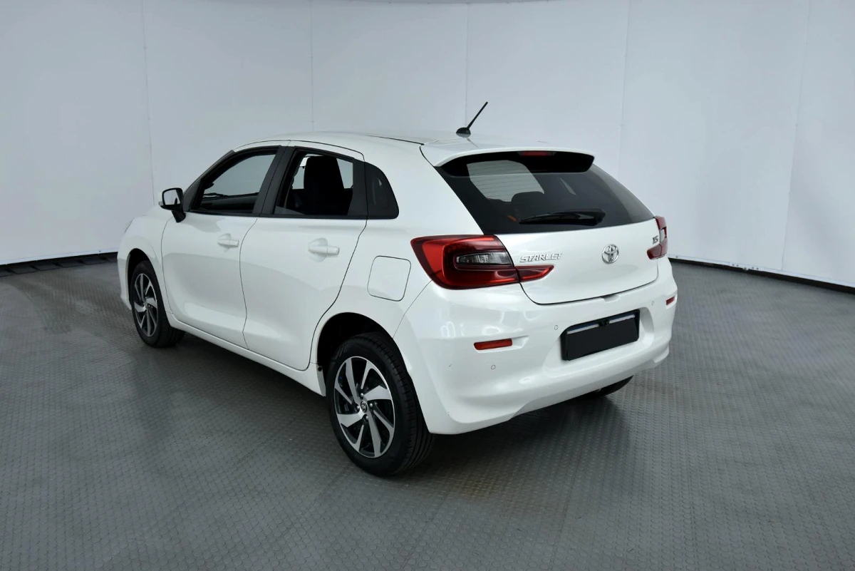 2024 TOYOTA STARLET 1.5 Xs