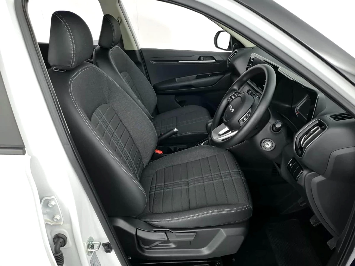 2026 KIA SONET 1.5 LX MT
