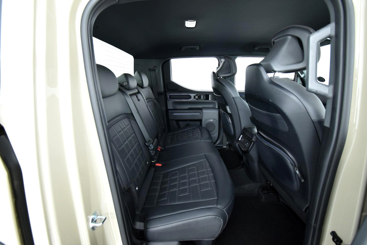 2026 KIA TASMAN 2.2 X-PRO D CAB 4X4 AT