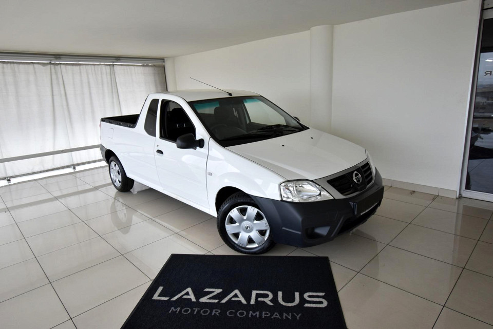 2023 NISSAN NP200 1.6 8V AC SAFETY PACK