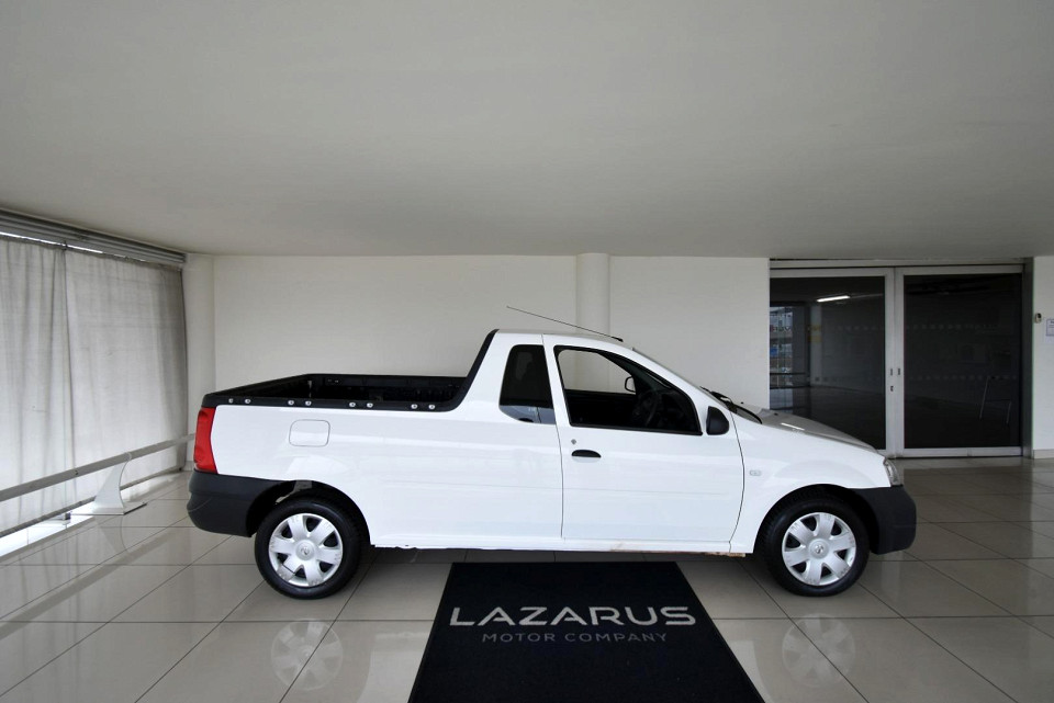 2023 NISSAN NP200 1.6 8V AC SAFETY PACK