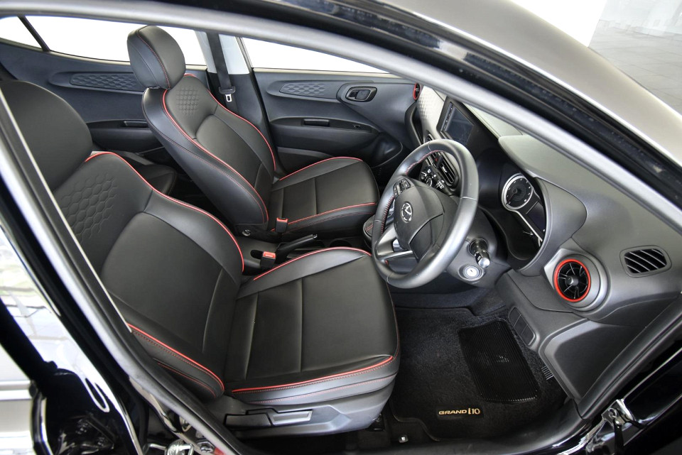 2023 HYUNDAI GRAND i10 1.25 FLUID AT