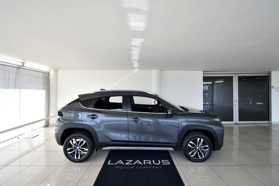 2025 TOYOTA STARLET CROSS 1.5 Xr AT