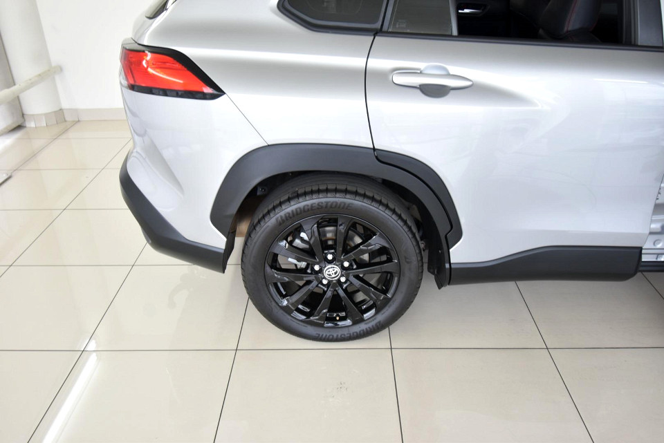 2023 TOYOTA COROLLA CROSS 1.8 GR-S HEV