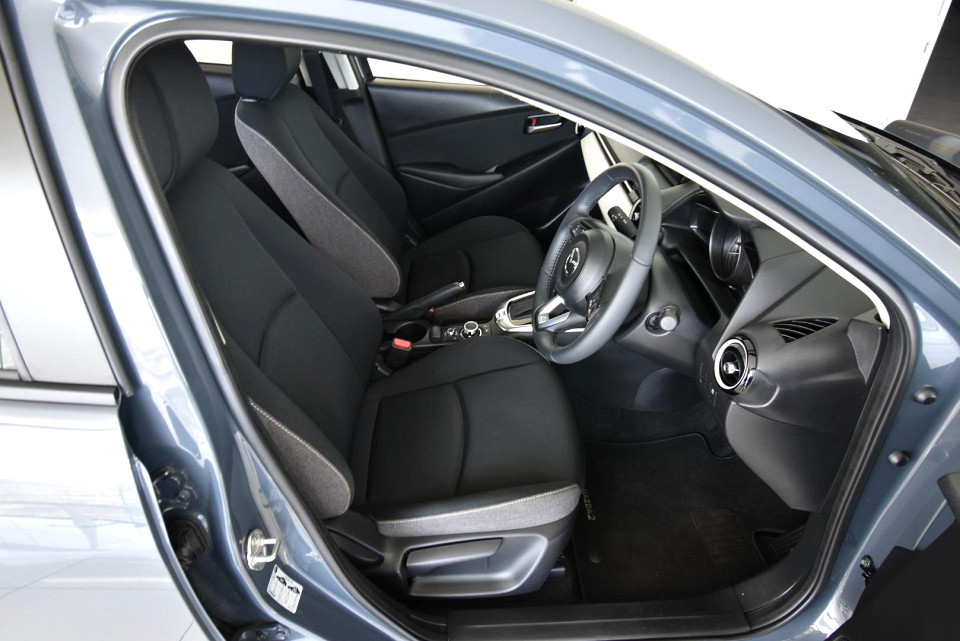 2024 MAZDA MAZDA2 HATCH 1.5 DYNAMIC AT