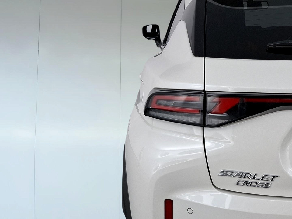 2024 TOYOTA STARLET CROSS 1.5 Xr