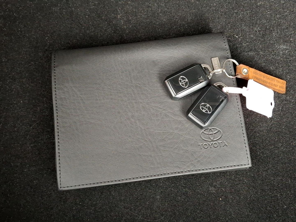 2024 TOYOTA STARLET CROSS 1.5 Xr