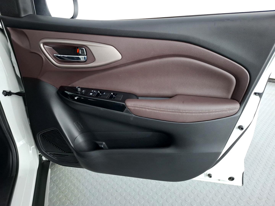 2024 TOYOTA STARLET CROSS 1.5 Xr