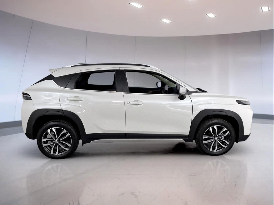 2024 TOYOTA STARLET CROSS 1.5 Xr