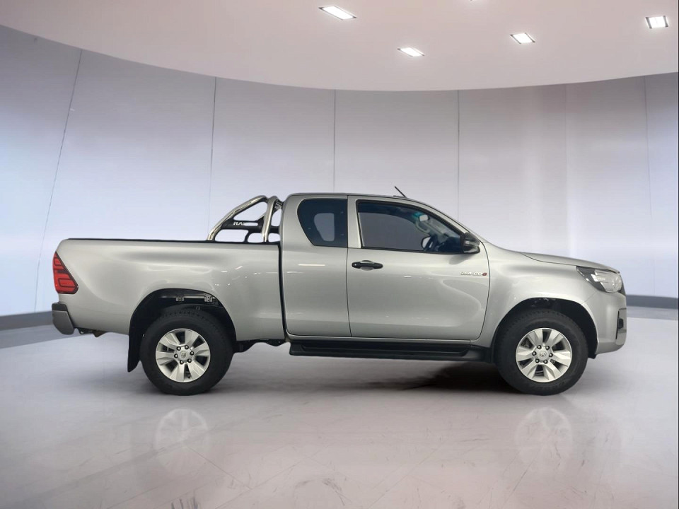 2020 TOYOTA HILUX 2.4 GD-6 X/CAB RB SRX AT
