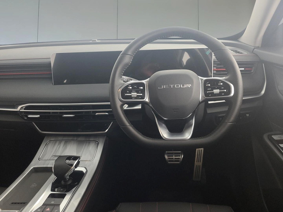 2025 JETOUR DASHING 1.5T MOMENTUM
