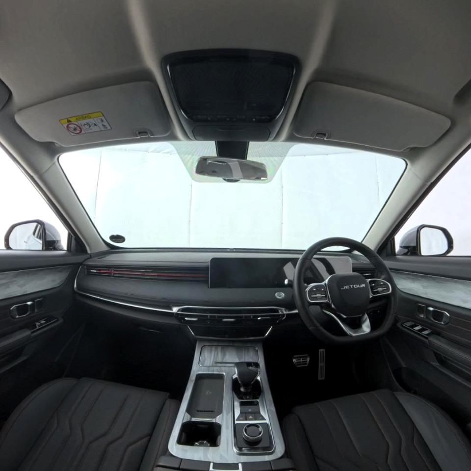 2025 JETOUR DASHING 1.5T MOMENTUM