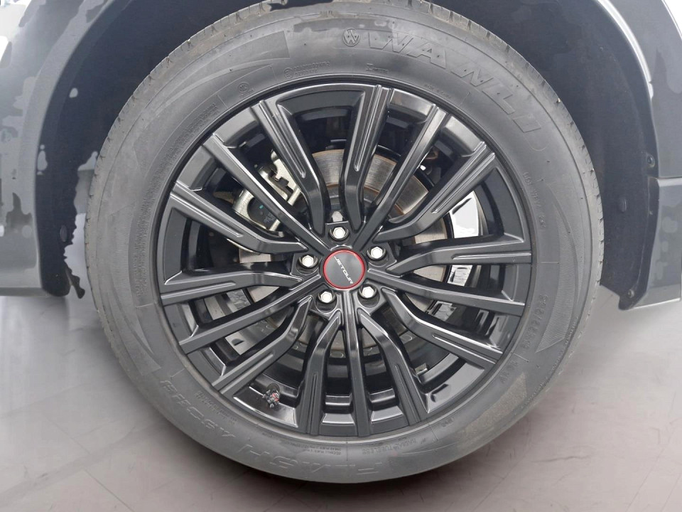 2025 JETOUR X70 PLUS 1.5T MOMENTUM