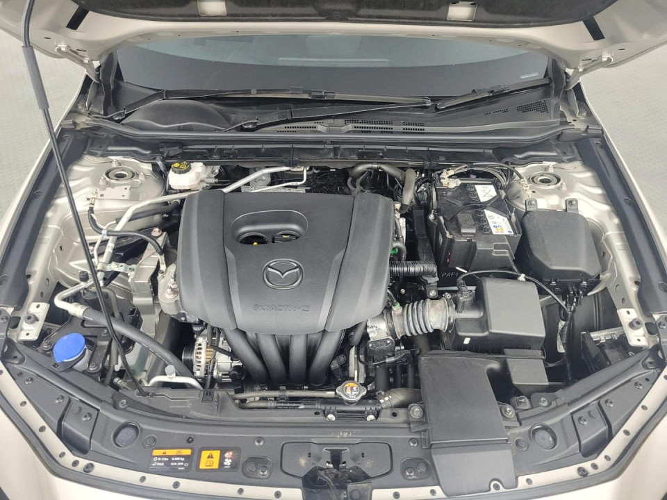 2025 MAZDA MAZDA3 HATCH 1.5 DYNAMIC EDITION FWD AT